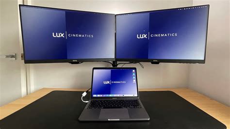 can you hook up multiple monitors to a macbook pro